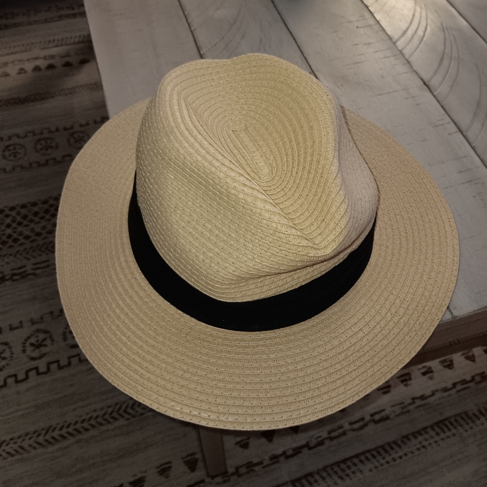 Forever 21 sun hat